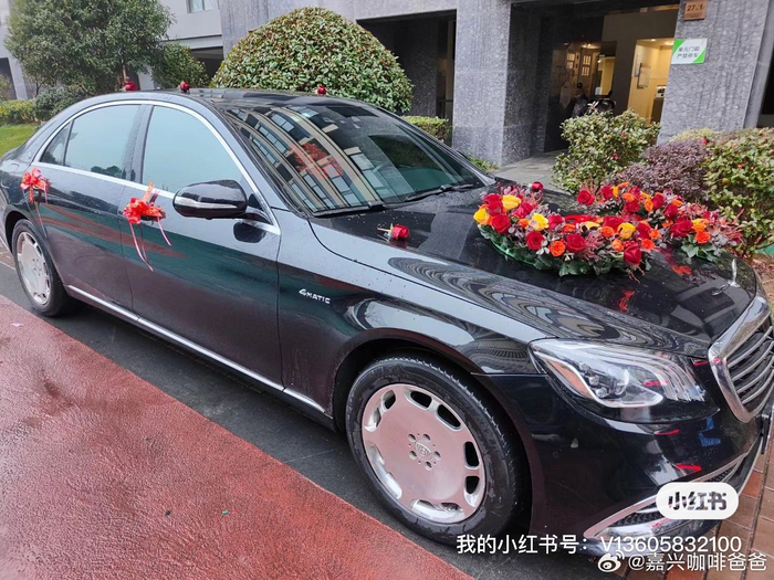 1月30日婚车奔驰s级e级90福新人新婚快乐百年好合