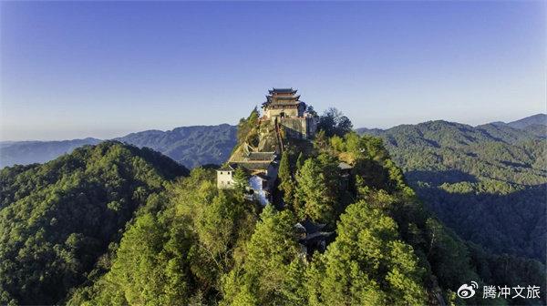 云峰山:山上有山,岩上出岩