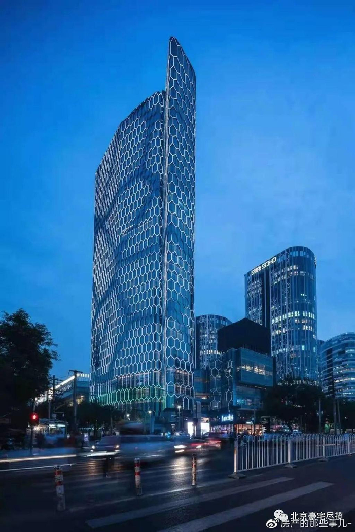艺术之光 照进臻品豪宅time carving作为地标建筑的三里屯通盈中心