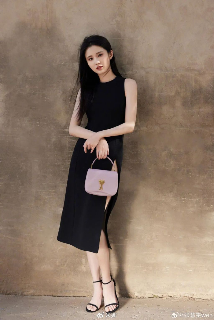 夏天想要酷酷地出街|图片来源|李一桐|宋妍霏_新浪新闻