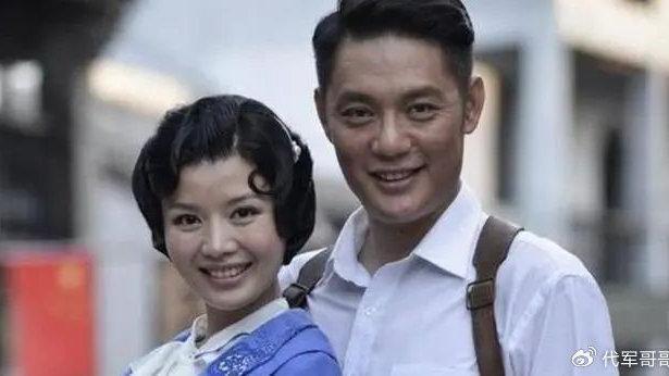花21年捧红丈夫被抛弃，前夫再婚娶嫩模生一子，她却至今孤身一人