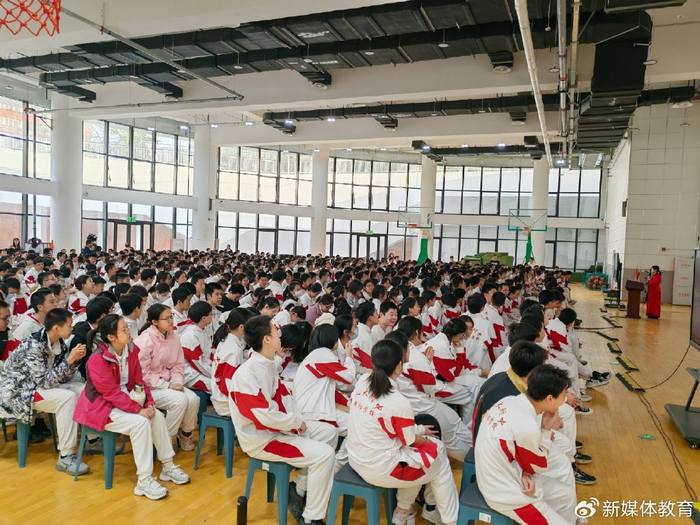 服章之美礼仪之大人大附中朝阳学校优秀传统文化节系列活动