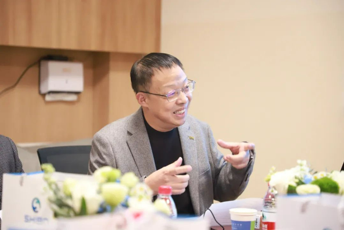 爱尔眼科山西省区总院长张东昌为本次培训班致辞.