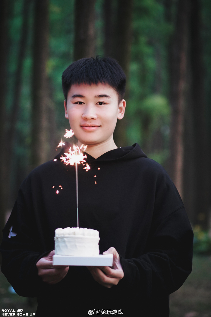 烟火向星辰,所愿皆成真!__财经头条