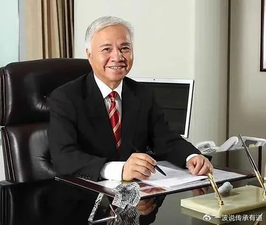 祖籍惠州,旭日集团杨钊20多岁当香港裤王,虔诚学佛,为善最乐