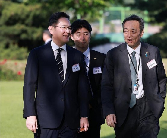 三星电子史上首次罢工,李健熙与工会水火不相容,李在镕会如何?