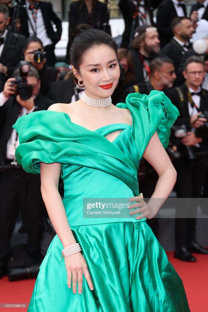 大嫂高叶身穿georgeschakra2023春夏定制系列亮相红毯