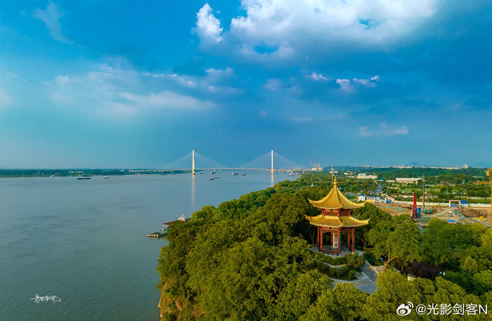 极美南京燕矶夕照