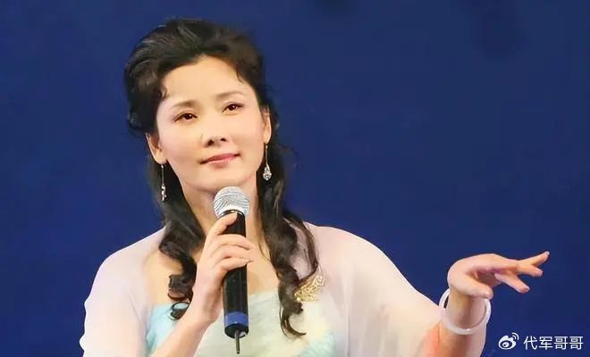 盘点来自浙江的30位美女明星个个花容月貌你最喜欢谁