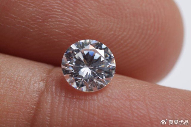莫桑石和钻石有什么区别