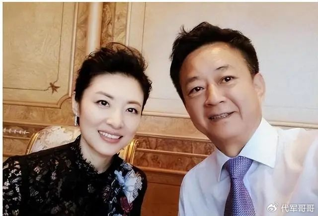 42岁因患癌症撒手人寰,留下一个年幼的女儿|王欢|癌症|朱军_新浪新闻
