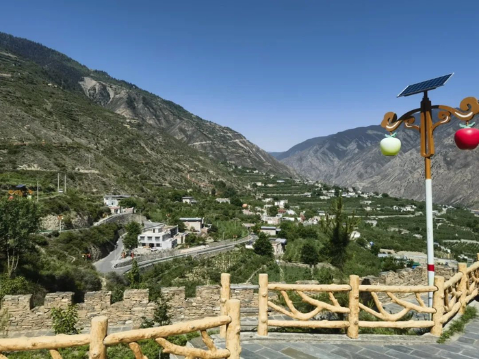 四川小金县:推动农文旅深度融合 激活乡村振兴新