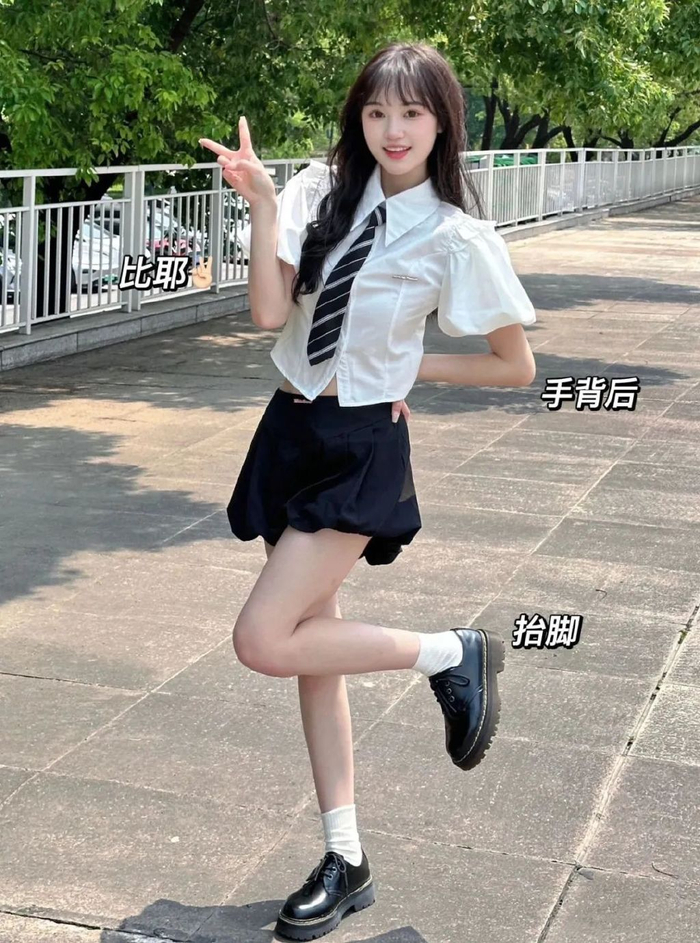 拍显高苗条的百变站姿照,8个姿势学起来,自然漂亮很加分