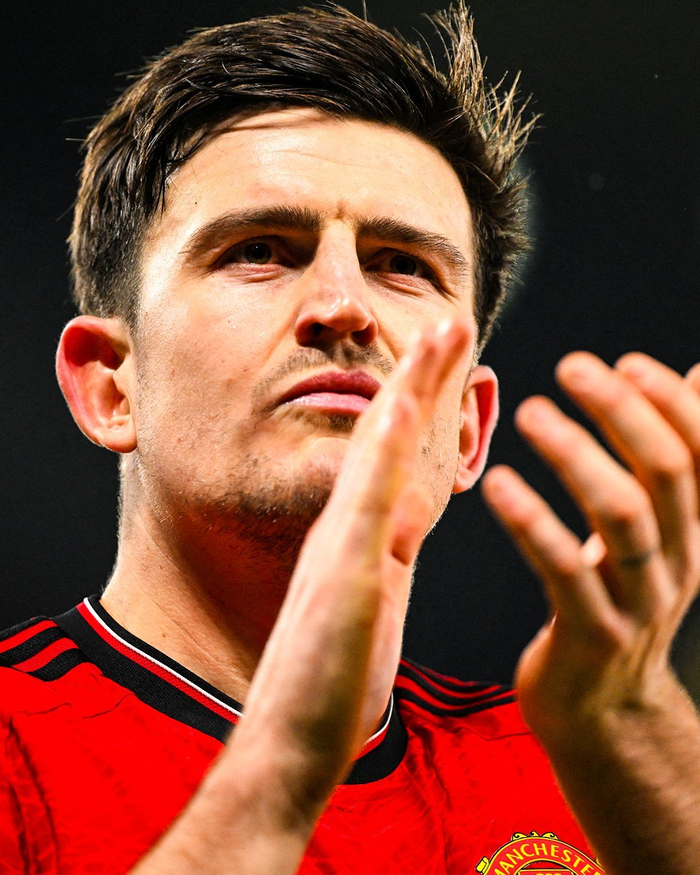 11月英超联赛奖项本月最佳球员哈里马奎尔