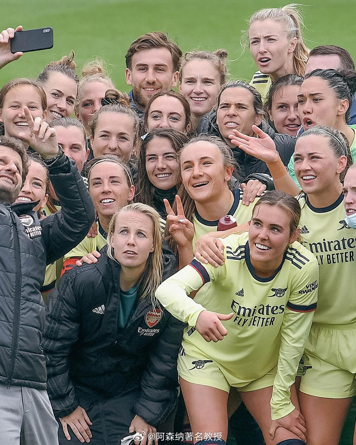 米德玛在阿森纳女足的精彩瞬间