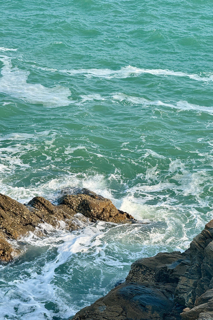 真的超级满足蓝色的大海汹涌的海浪