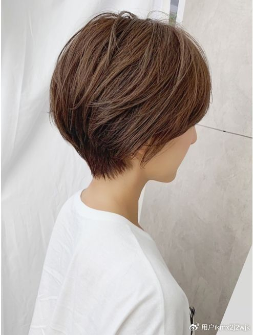 短发这样剪,减龄还甜美,30变18