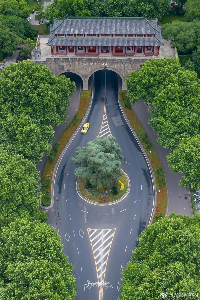 极美南京挹江门