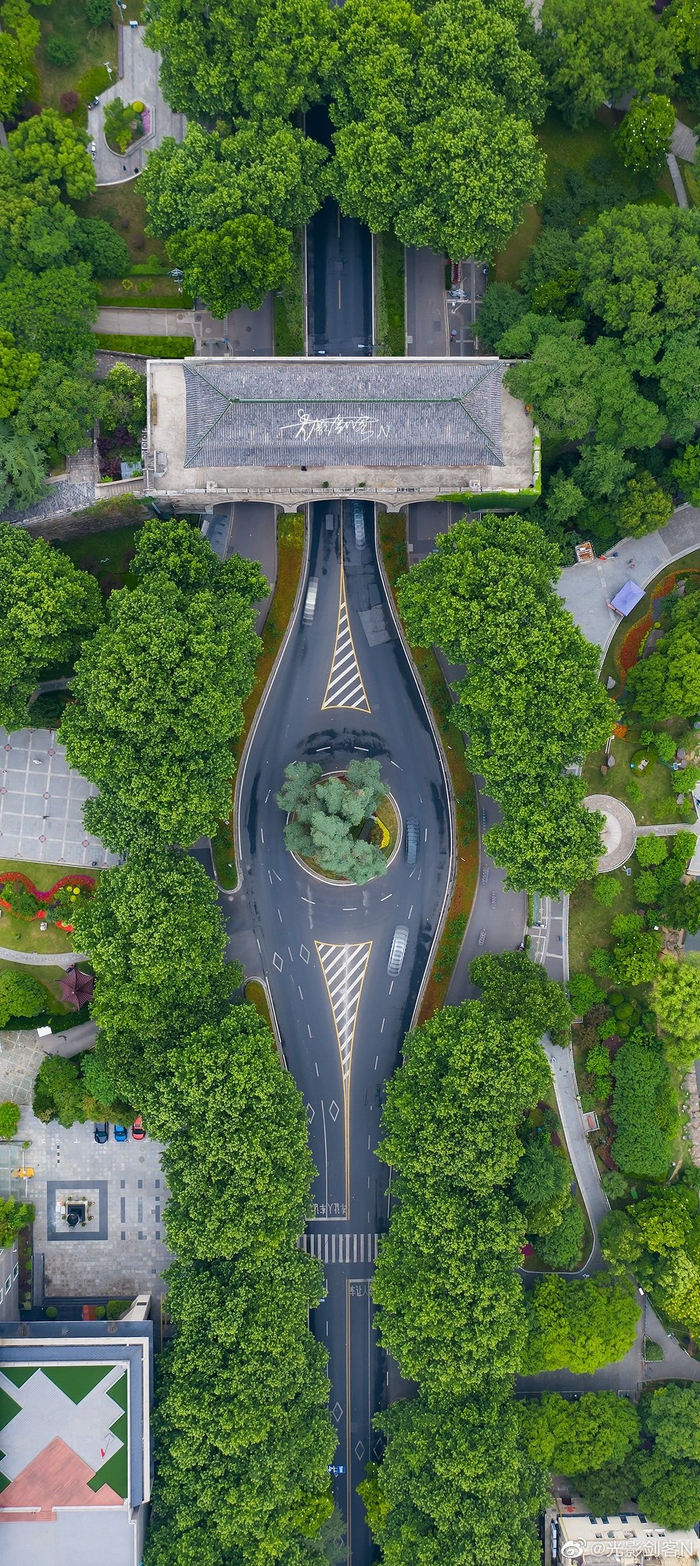 极美南京挹江门