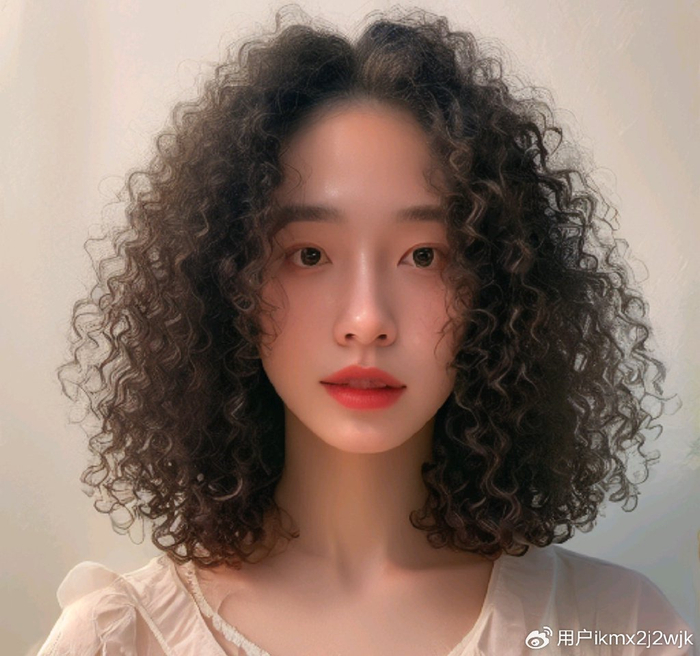 头发细软少就选全头烫,又美又洋气,十分显发量|细软|头发|发型_新浪