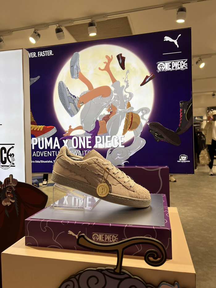 海贼王xpuma联名服饰鞋帽商品店家现场照片