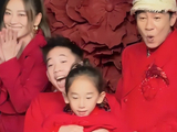陈小春宁采儿一家过春节，一对儿女出镜，一家四口太幸福！
