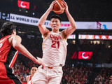 彻底告别“周琦时代”？男篮无他进攻更流畅，一人已取代他的位置
