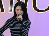 48岁徐洁儿上“浪姐”全开麦唱跳，她怎么做到的稳稳地浪？