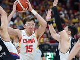 男篮周琦时代结束了！无他进攻更流畅，一人已彻底取代他的位置