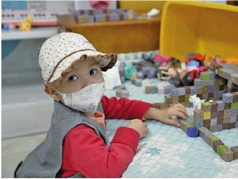 一个罕见病患儿家庭的苦与光