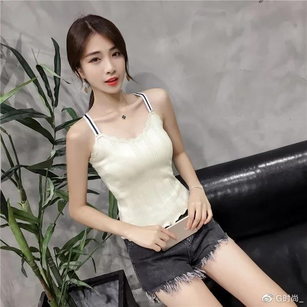吊带背心时尚穿搭，做个性感的小妖精