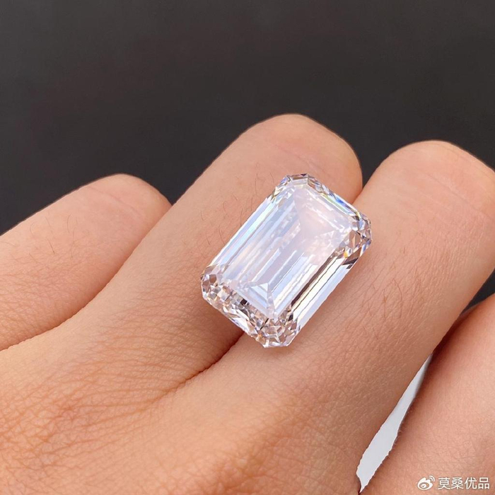 培育钻石跟天然钻石有区别吗一克拉的培育钻石要多少钱