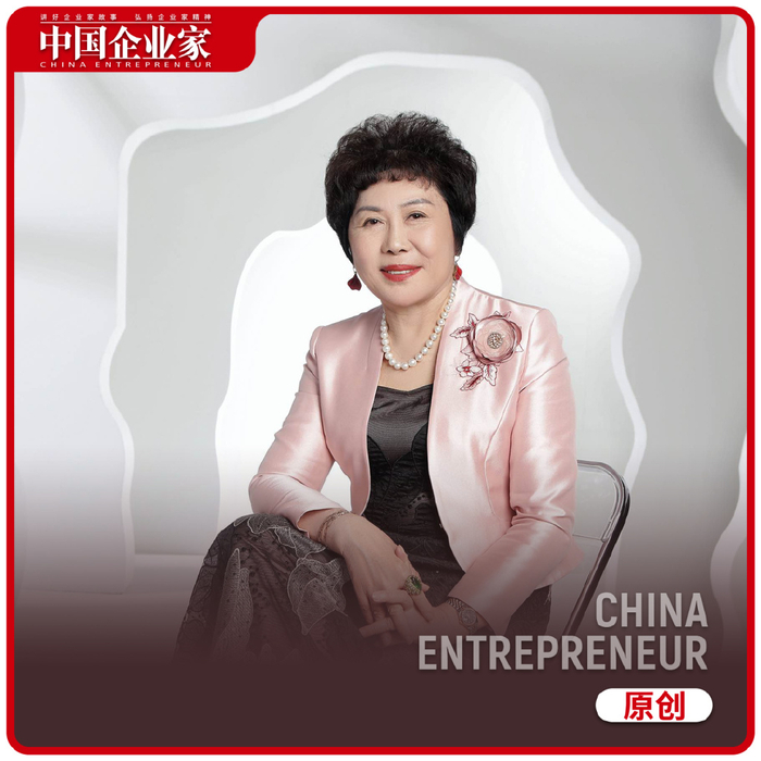 她72岁再创业,从0开始卖高跟鞋