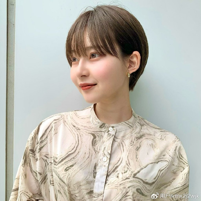 帅气洒脱型还是优雅知性型,女士挂耳短发都能与你的气质完美融合,让你