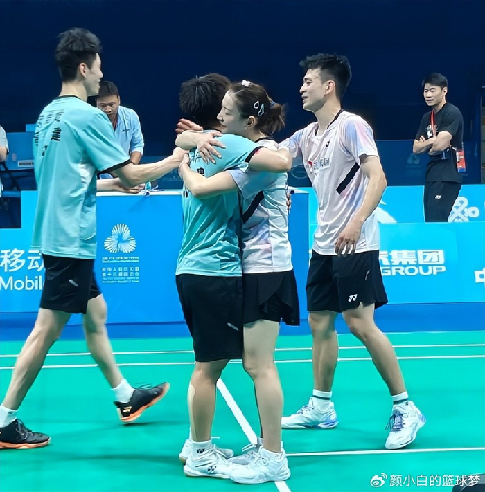 黄东萍哭泣透露小腿拉伤：不知能否再战一届！与黄雅琼拥抱一幕超暖