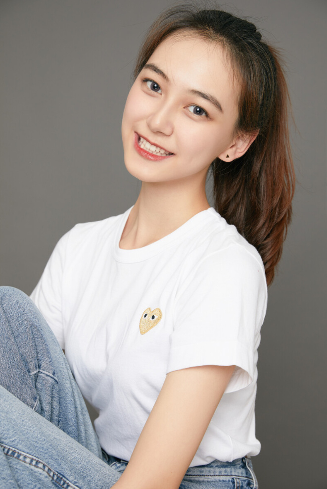 女生自拍怎么拍才好看,8个姿势,帮你自拍自然且漂亮|自拍|微笑|女生