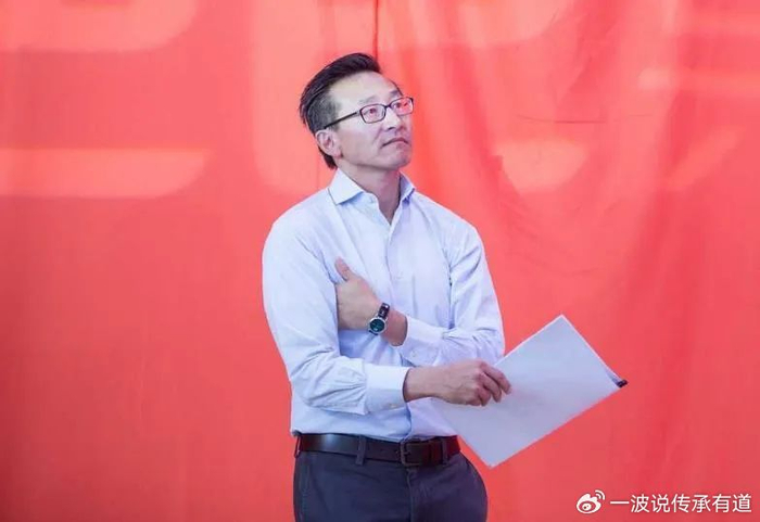 蔡崇信履职阿里巴巴董事长的"起手式":菜鸟先飞!