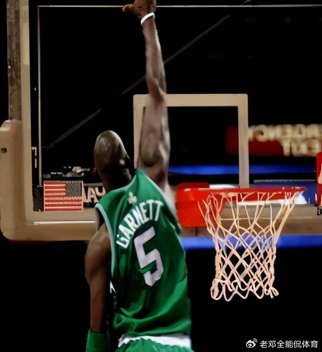 nba最以假乱真的5张p图,杜兰特有麒麟臂 加内特摸篮板上沿