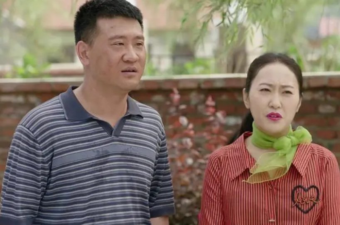 第20对:丁宁和郑总丁宁的饰演者名叫梁红,是赵本山