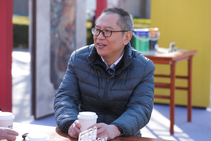 "双龙"汇聚北京"龙脉",现代工业传统工艺交融共鸣|北京市_新浪新闻