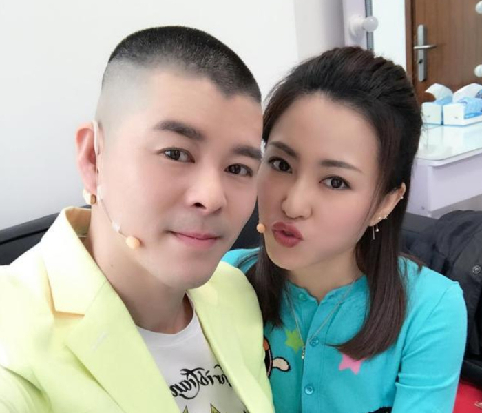 11对:宋晓峰和闪电哥前妻高飞的扮演者叫燕飞,宋青莲的扮演者是高贺迪