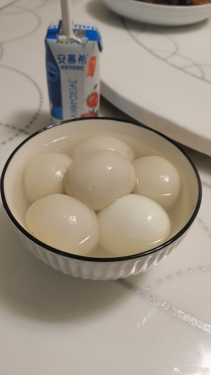 今天是正月初一万州小伙伴们新年的第一顿必须是汤圆