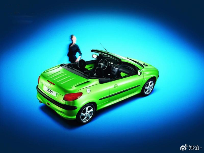 上世纪80年代在wrc表现出色的标致,在上世纪90年代专注于世界跑车锦标