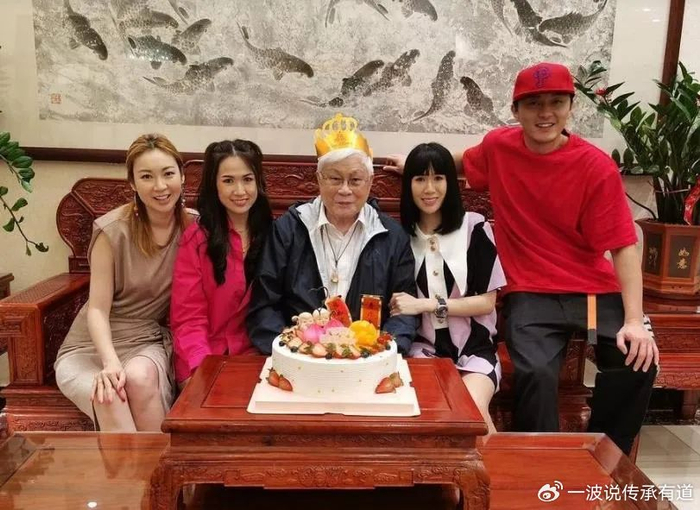 女儿是TVB女星,为核电站筹集贷款,马来拿督侨商庄宝一生传奇