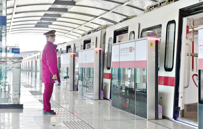 地铁5号线新增两站4分钟经过三高校