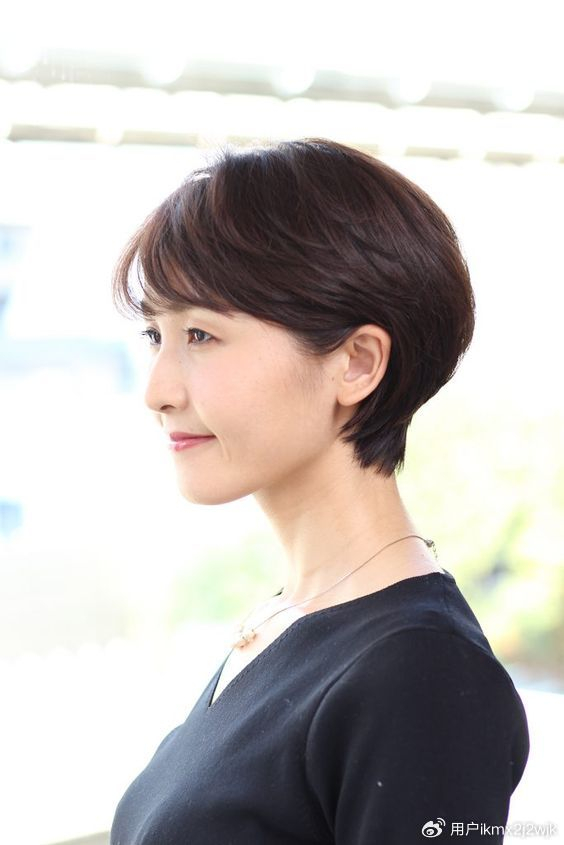 女人过了50岁,想换发型试试这几种,就算头发花白也很美|短发|发型