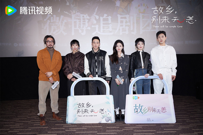 赞《故乡,别来无恙》剧中张沛,谢阳与刘枫之间既暧昧又复杂的情感关系