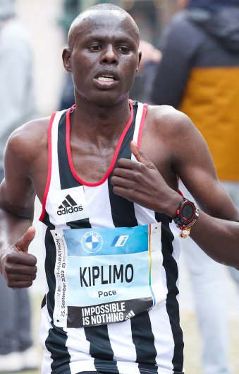 pb 2:05:44肯尼亚philemon kiplimo菲利蒙·基普利莫10.04.