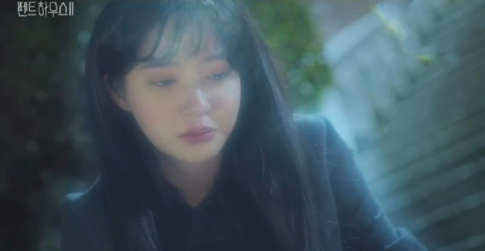 夏博士被抓之后,吴允熙告诉他露娜是他的孩子,还说还好露娜不知道是