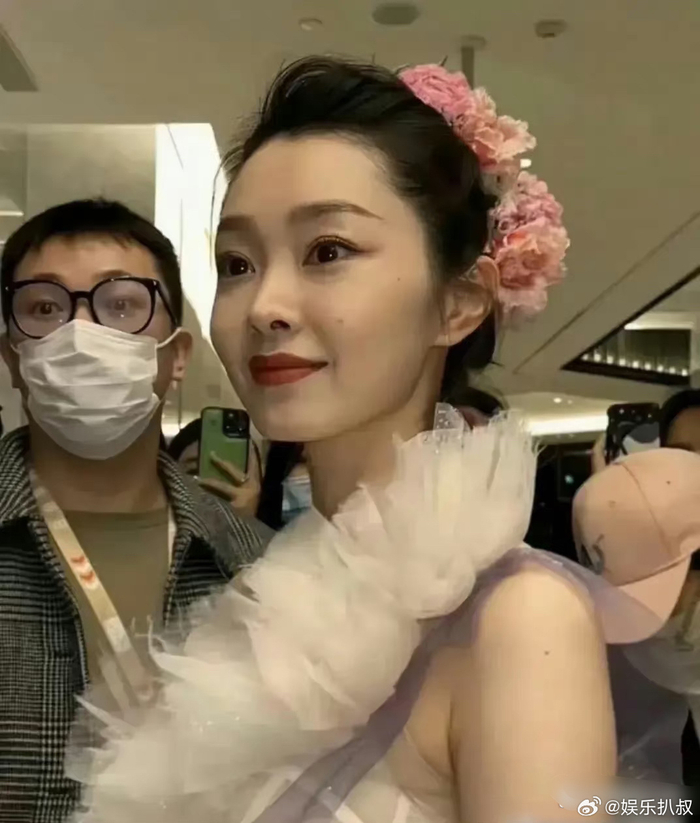 白敬亭,到底哪个才是真的宋轶啊?__财经头条